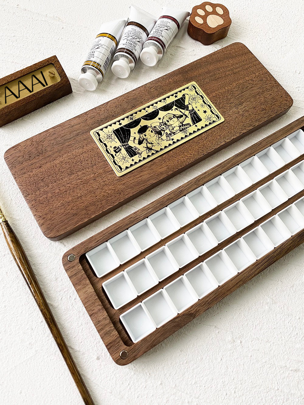AAAI'S : NATURAL WOOD PALETTE