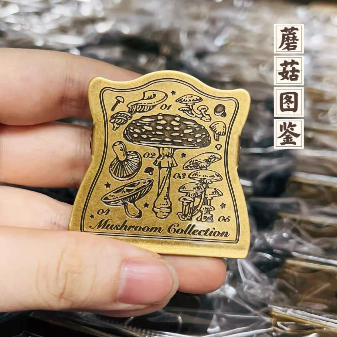 AAAI'S : NOTEBOOK BRASS CLIPS : NATURE COLLECTION