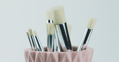 HEREND : W-2000 TAPPING BRUSH (Pig)