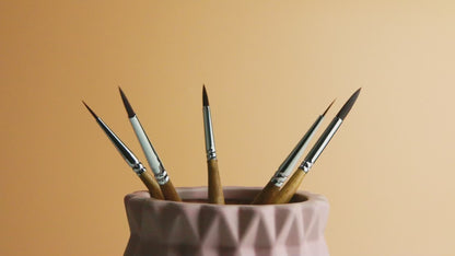 HEREND : S-3400 DETAIL BRUSH (Synthetic)